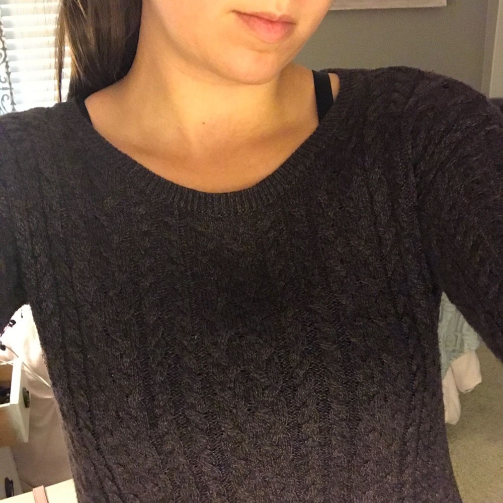 American eagle sweater